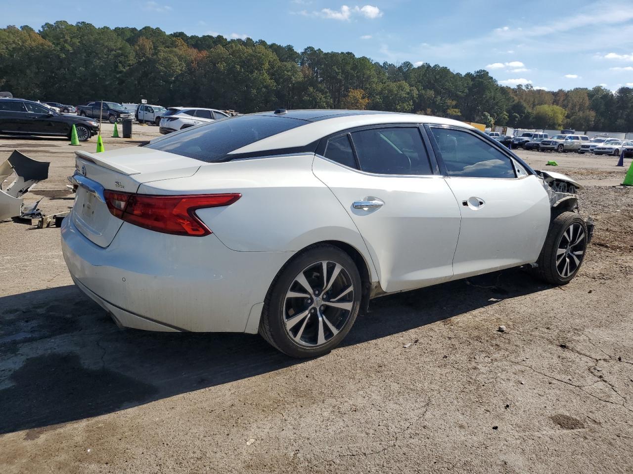 2018 NISSAN Maxima