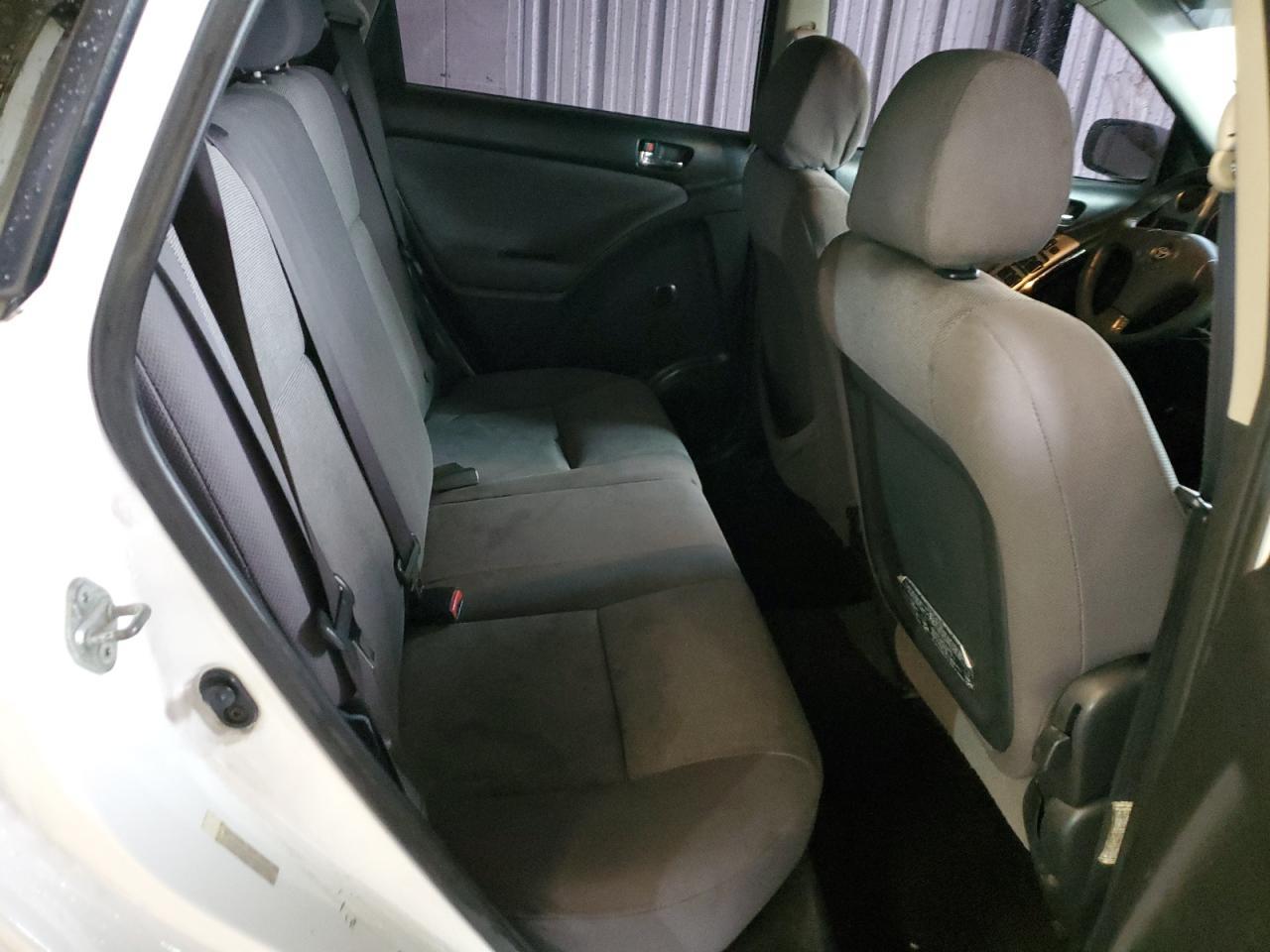 2004 TOYOTA COROLLA