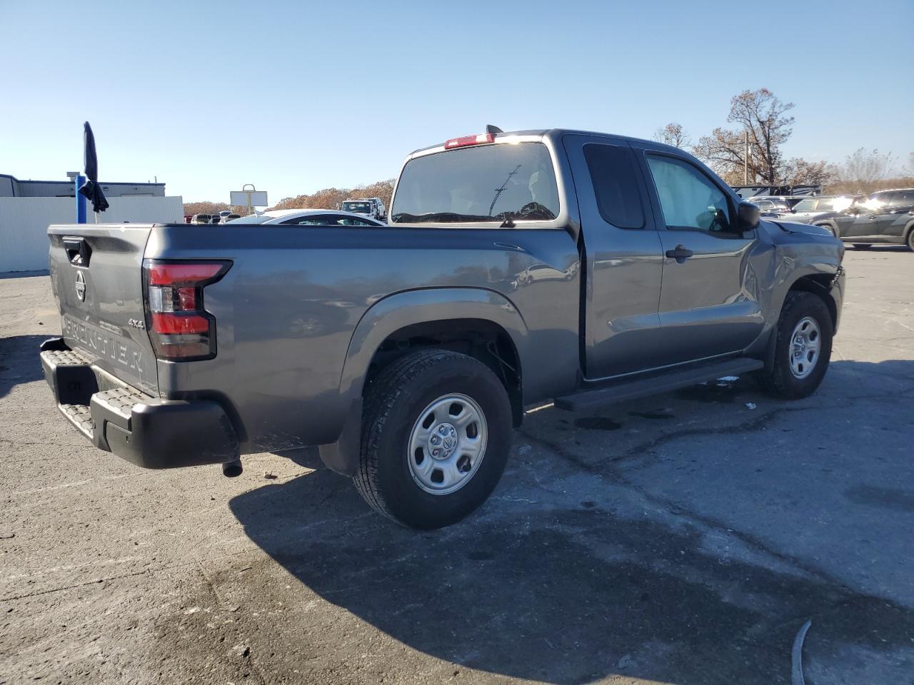 2025 NISSAN Frontier