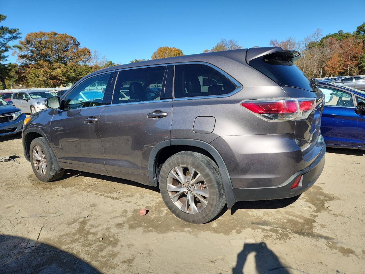 2016 TOYOTA HIGHLANDER