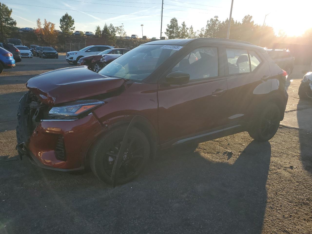 2023 NISSAN KICKS