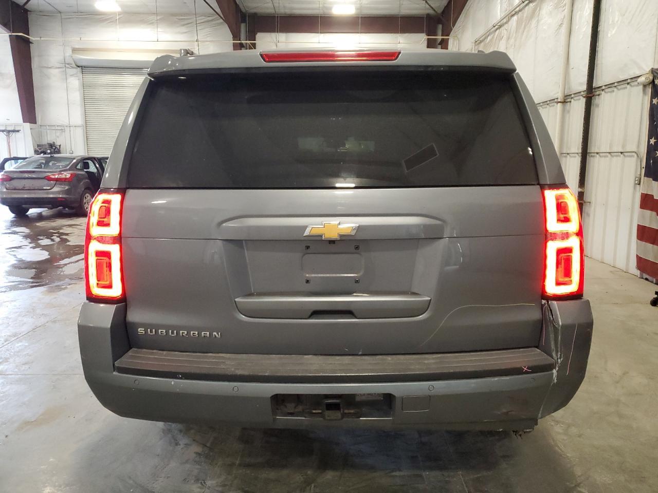 2018 CHEVROLET Suburban