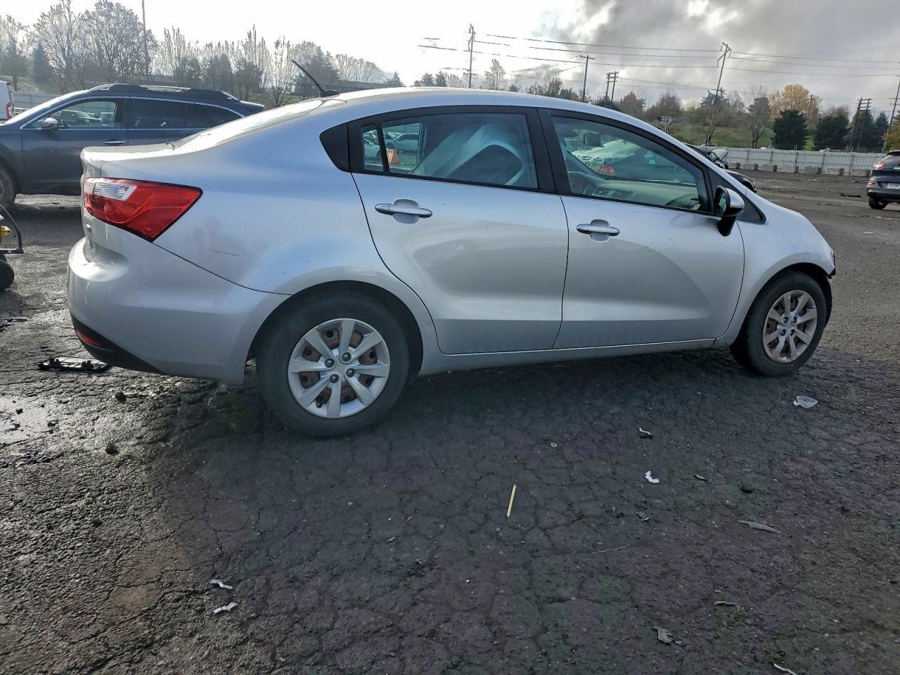 2013 KIA RIO