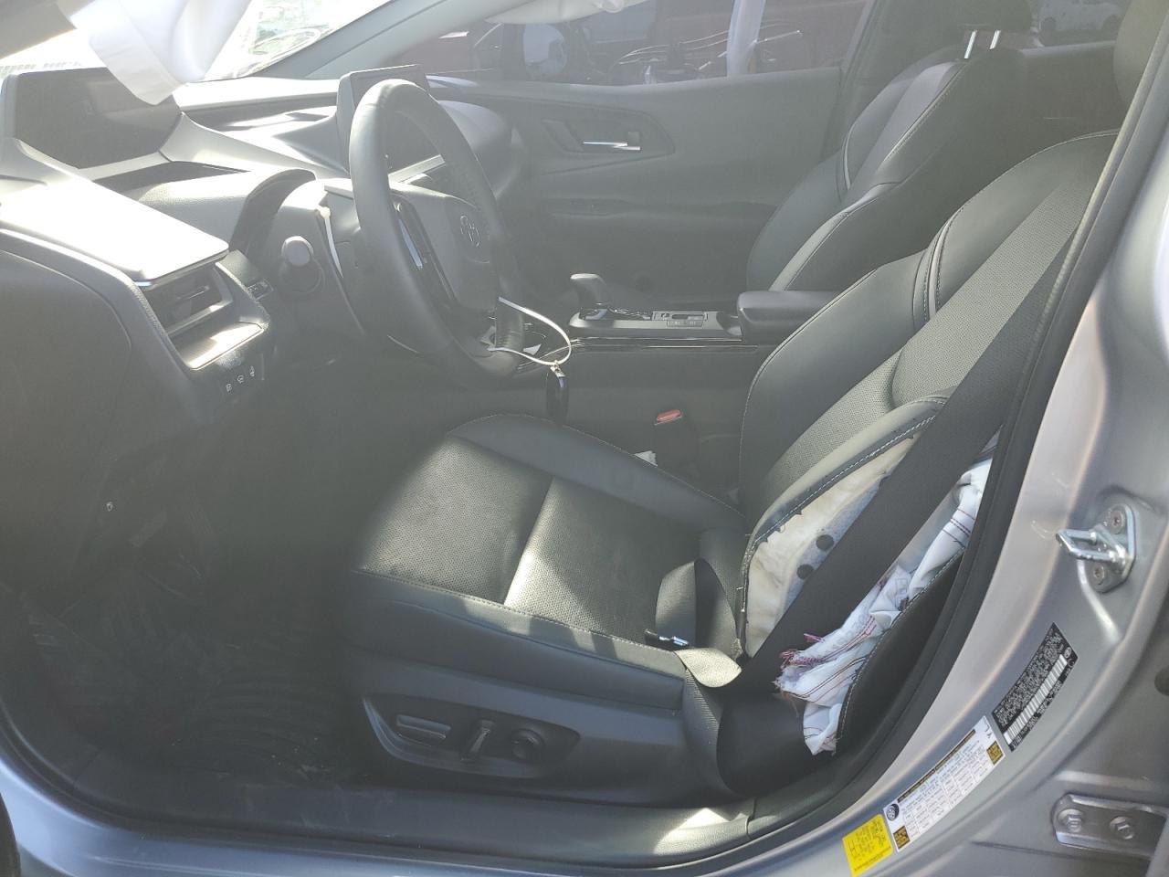 2024 TOYOTA PRIUS