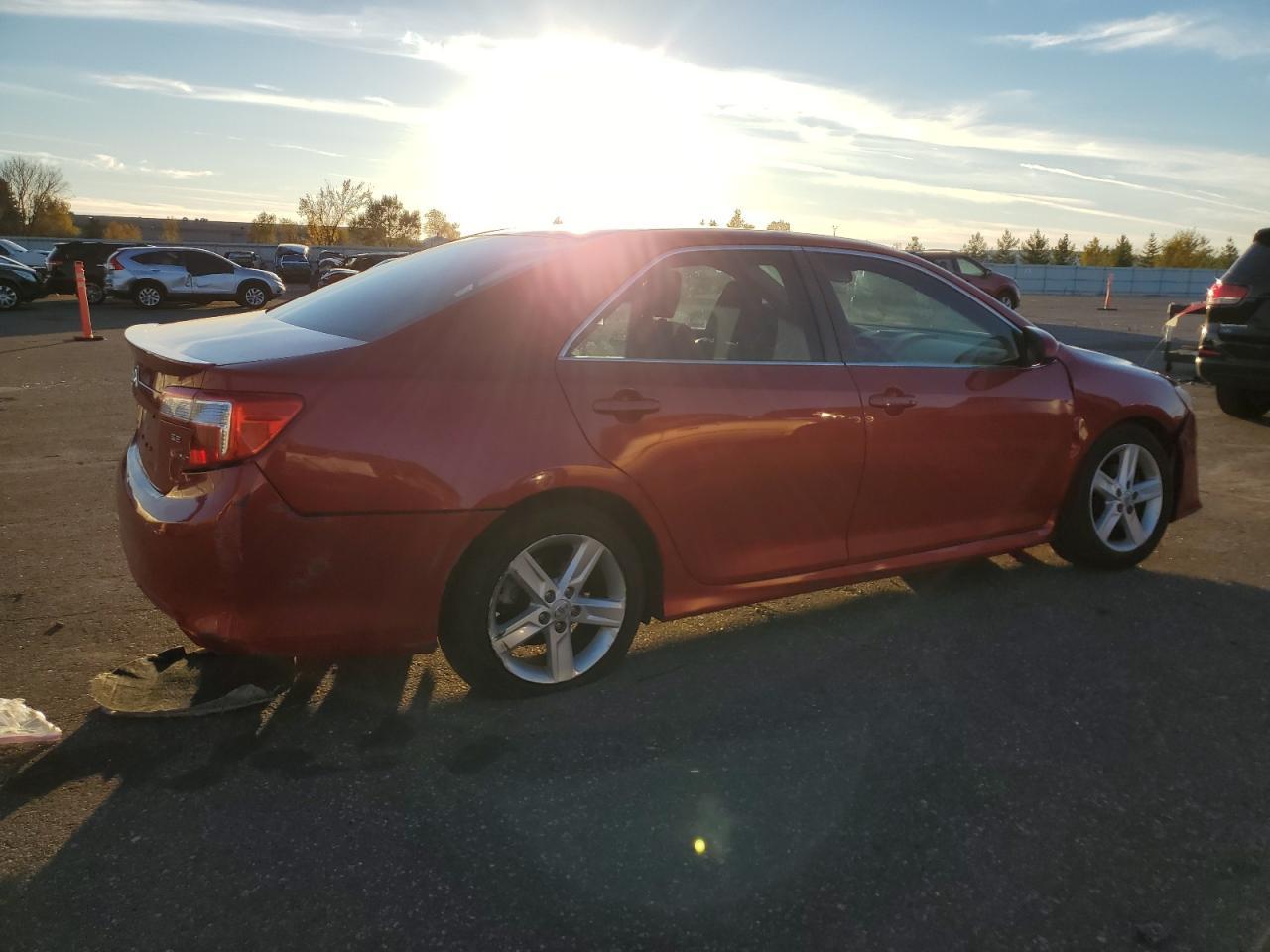 2013 TOYOTA CAMRY