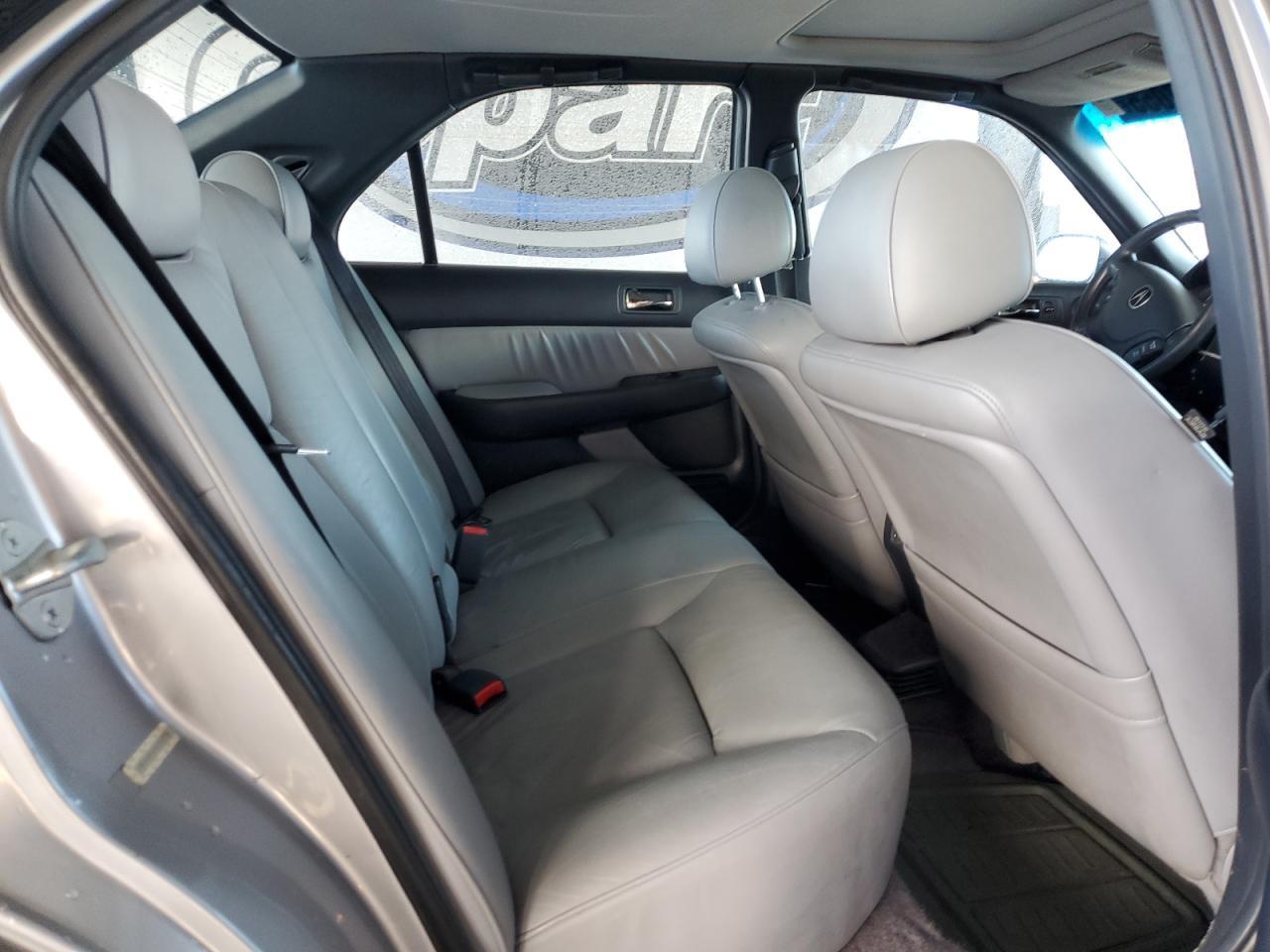 2004 ACURA RL