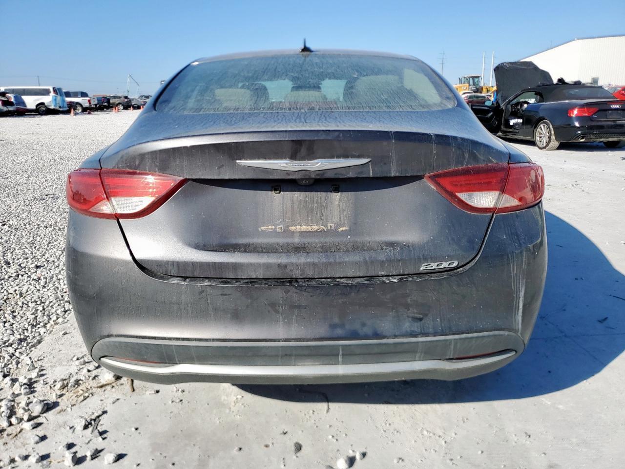 2016 CHRYSLER 200