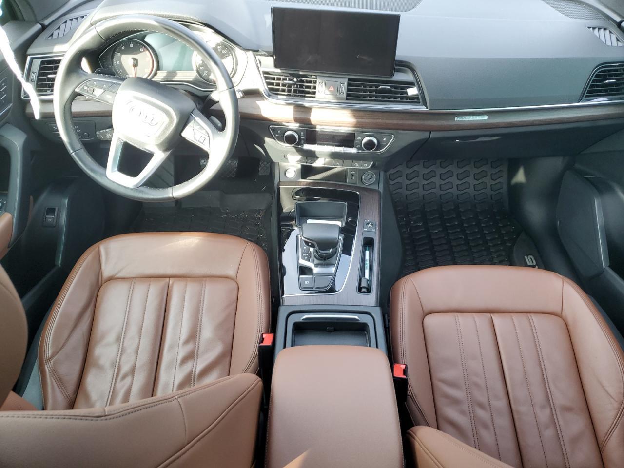 2022 AUDI Q5