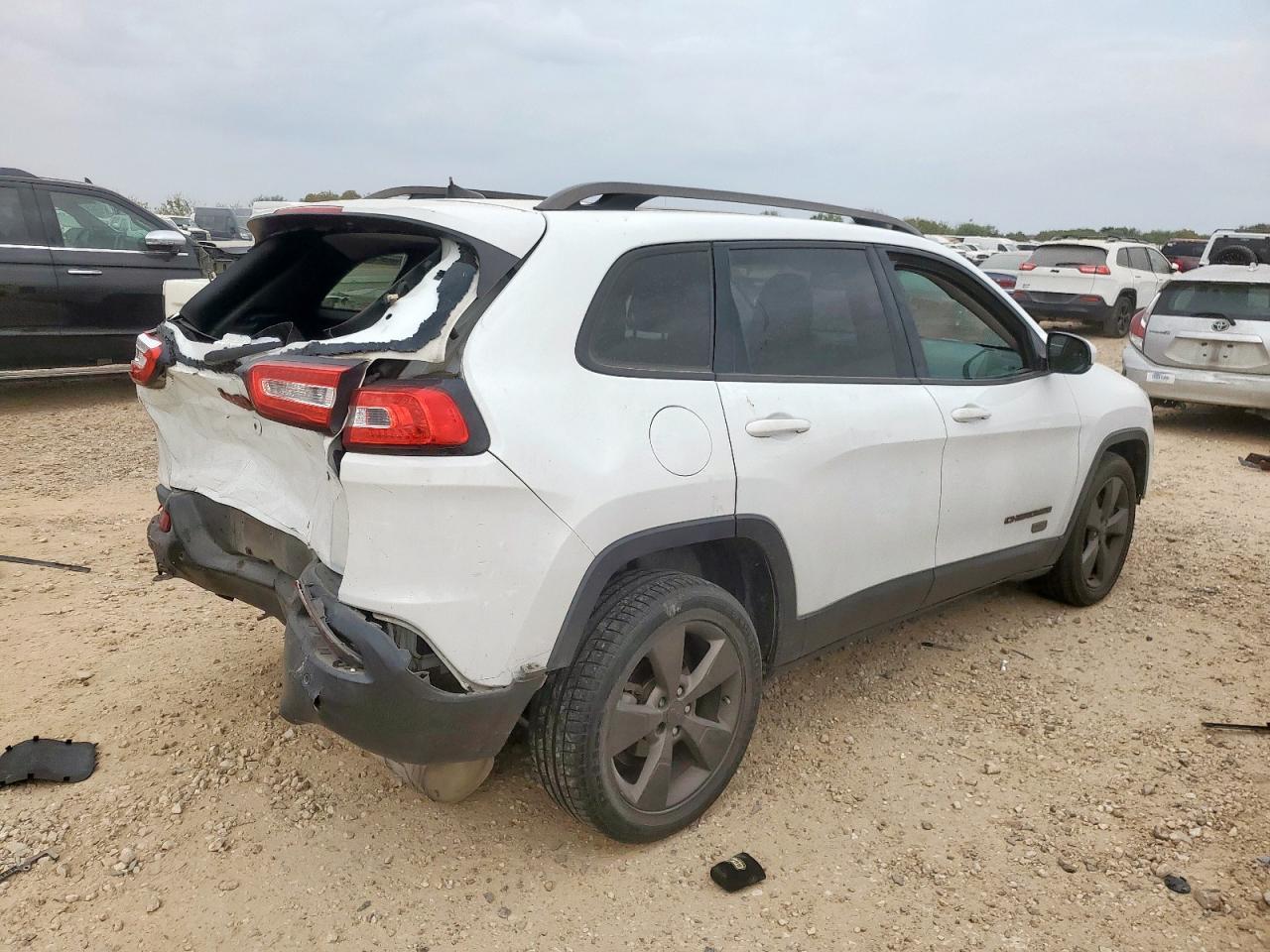 2016 JEEP CHEROKEE