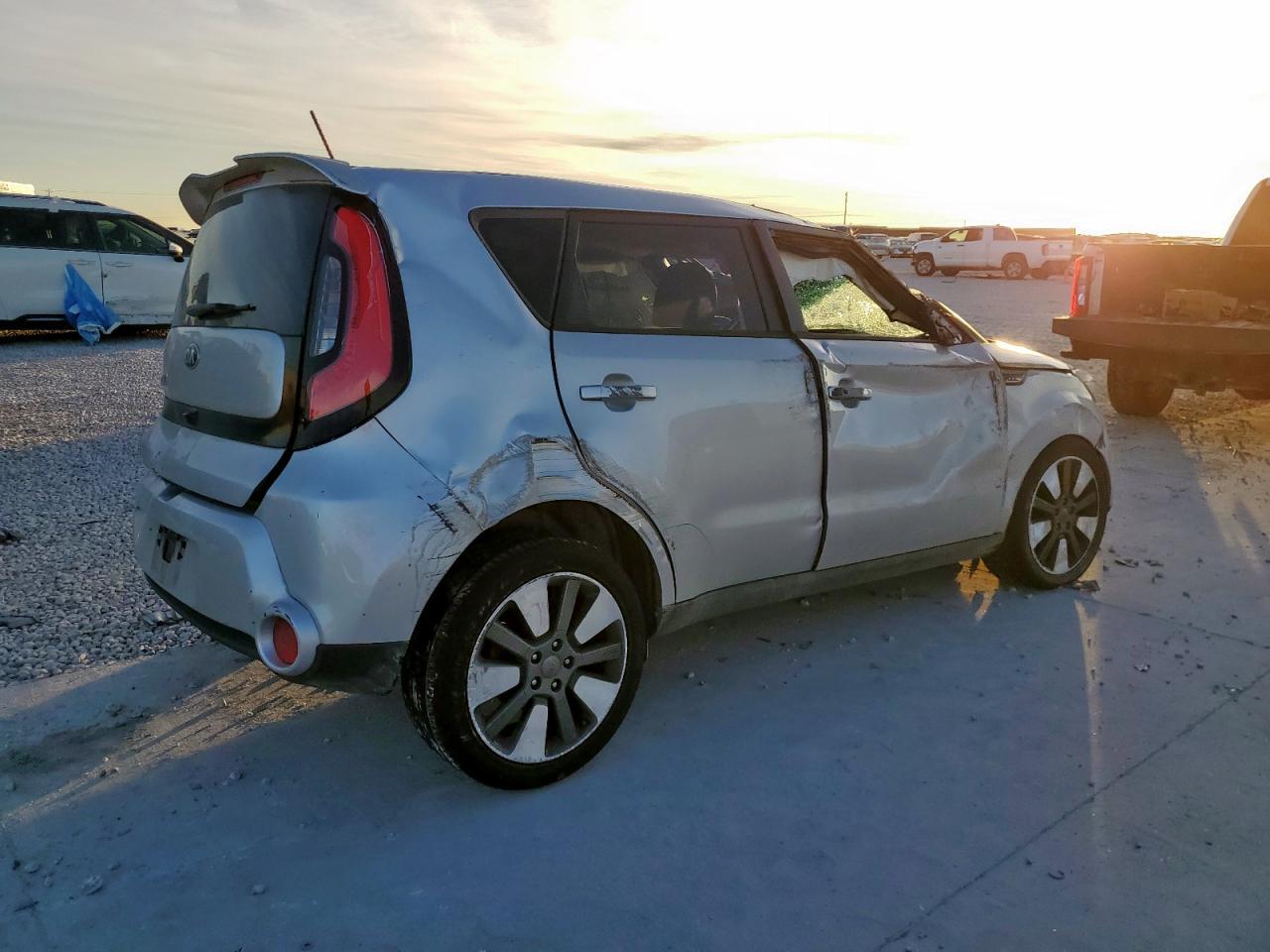 2015 KIA SOUL