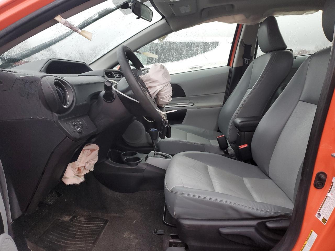 2012 TOYOTA Prius c