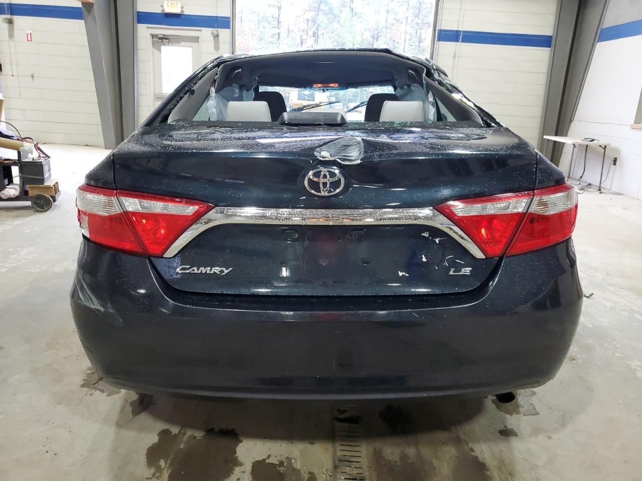 2016 TOYOTA CAMRY