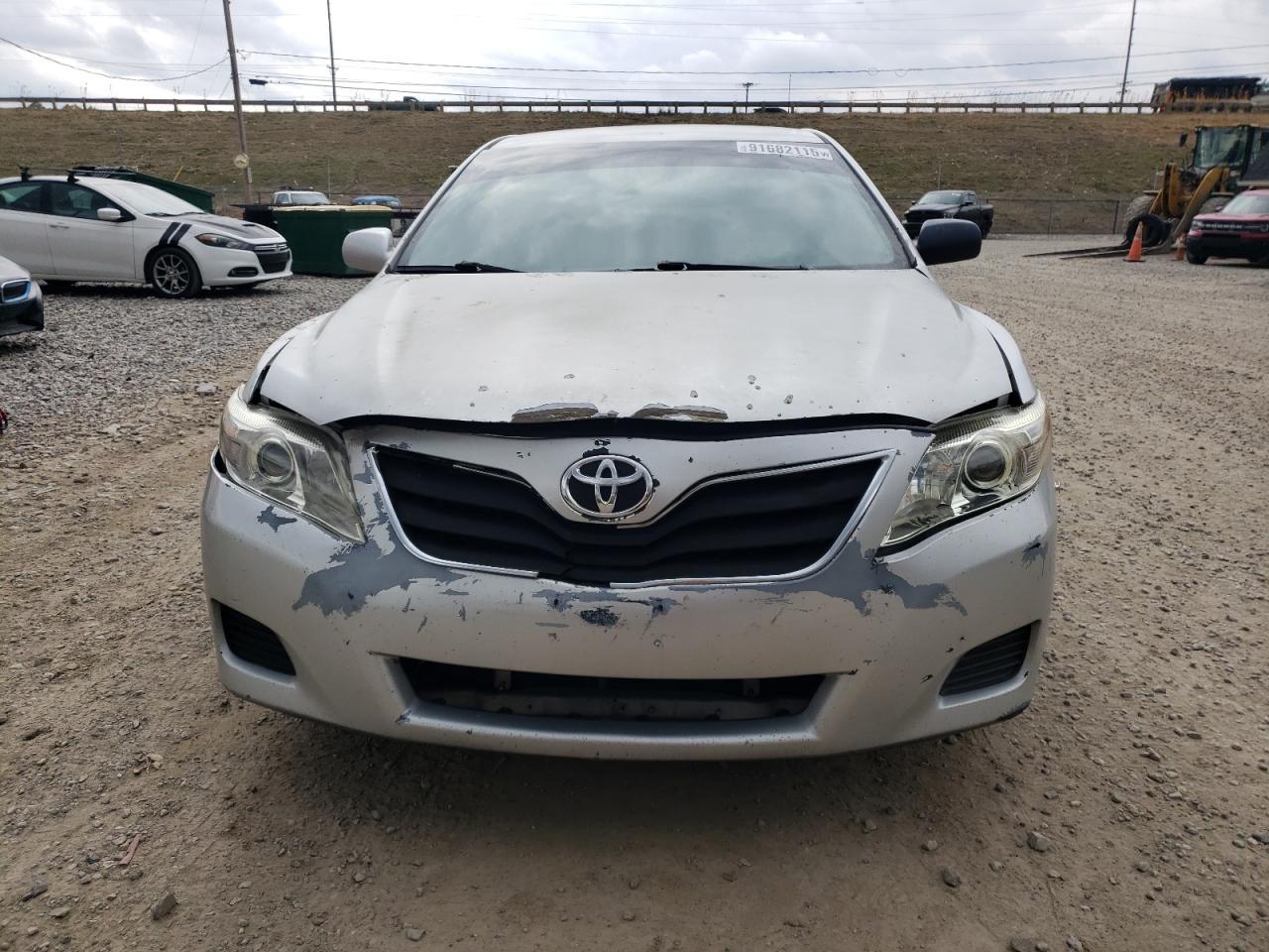 2011 TOYOTA CAMRY