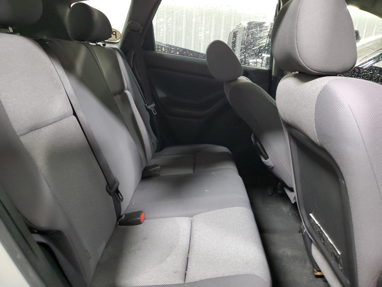 2004 PONTIAC VIBE