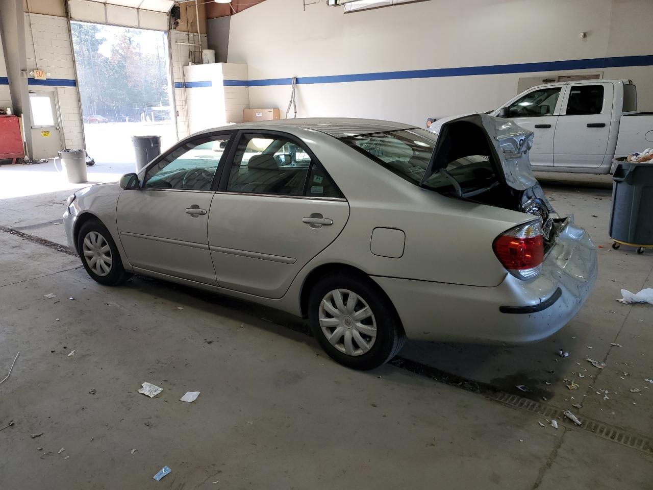 2005 TOYOTA CAMRY