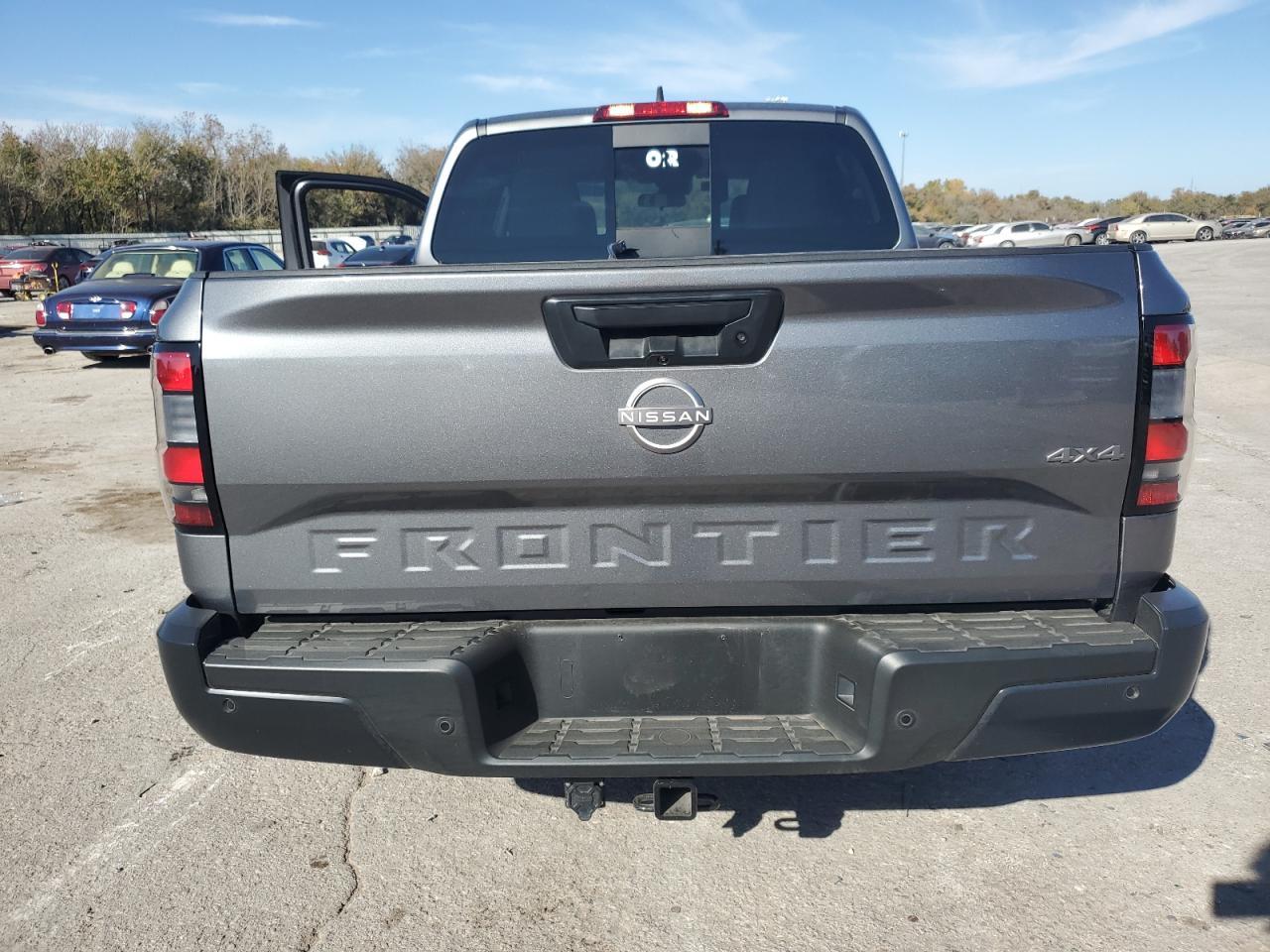 2025 NISSAN Frontier