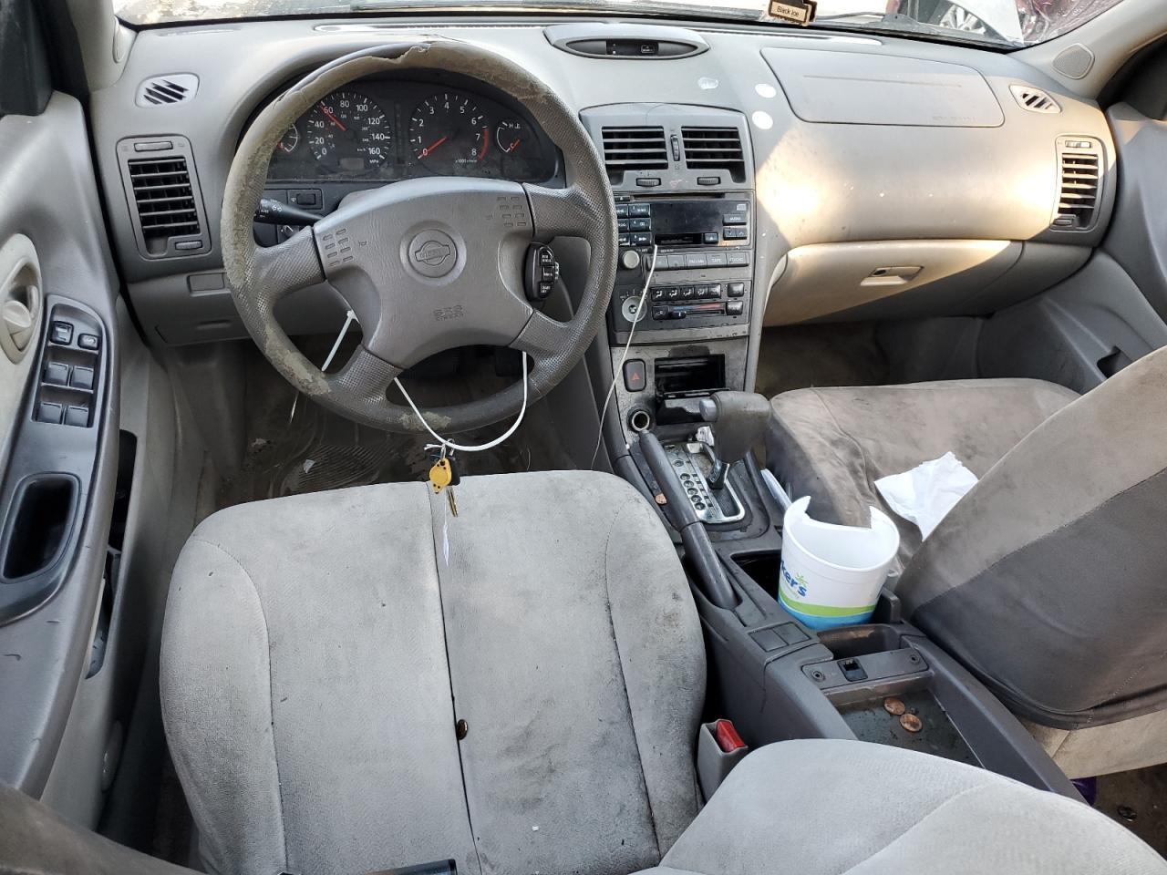 2000 NISSAN Maxima
