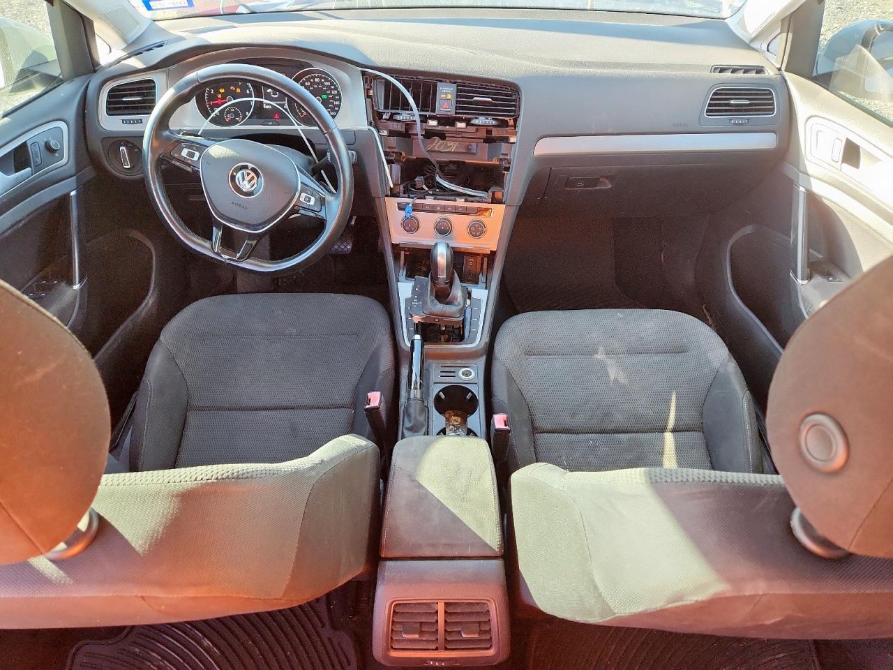 2016 VOLKSWAGEN GOLF