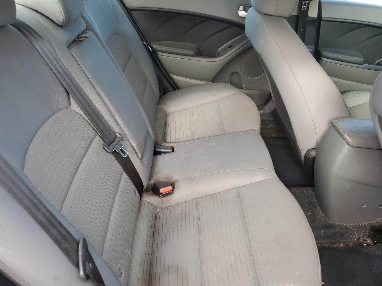 2017 KIA FORTE