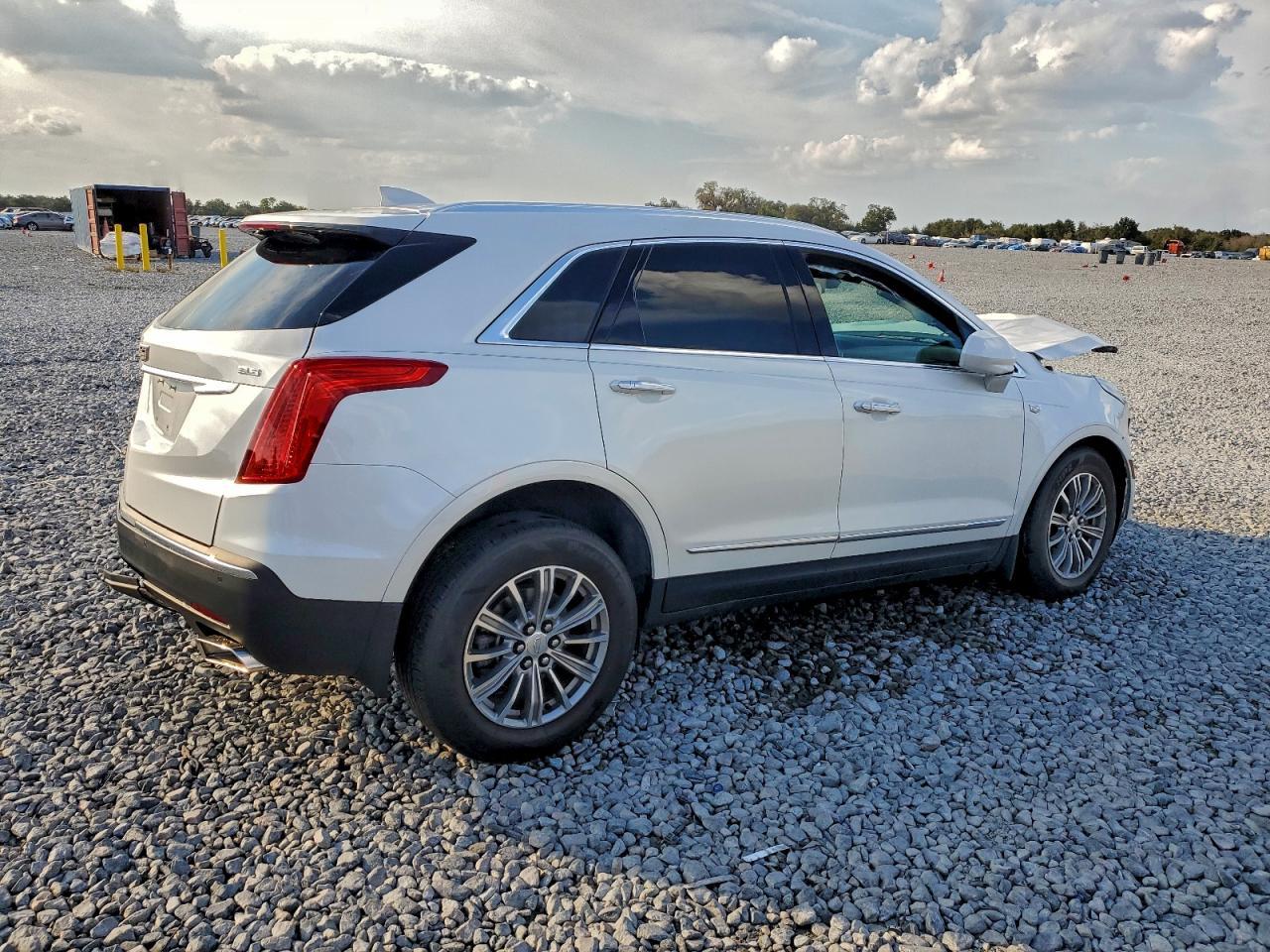 2019 CADILLAC XT5