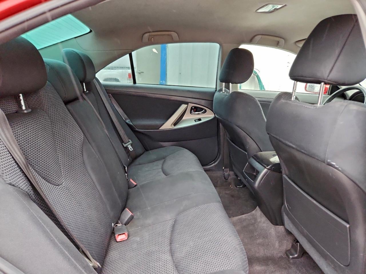 2011 TOYOTA CAMRY