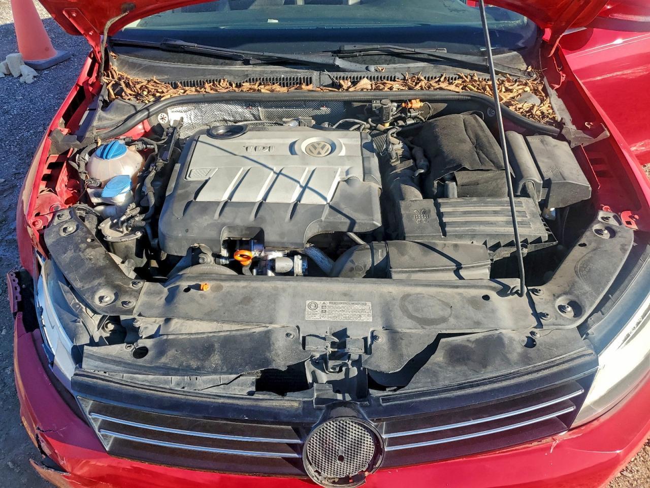 2013 VOLKSWAGEN JETTA