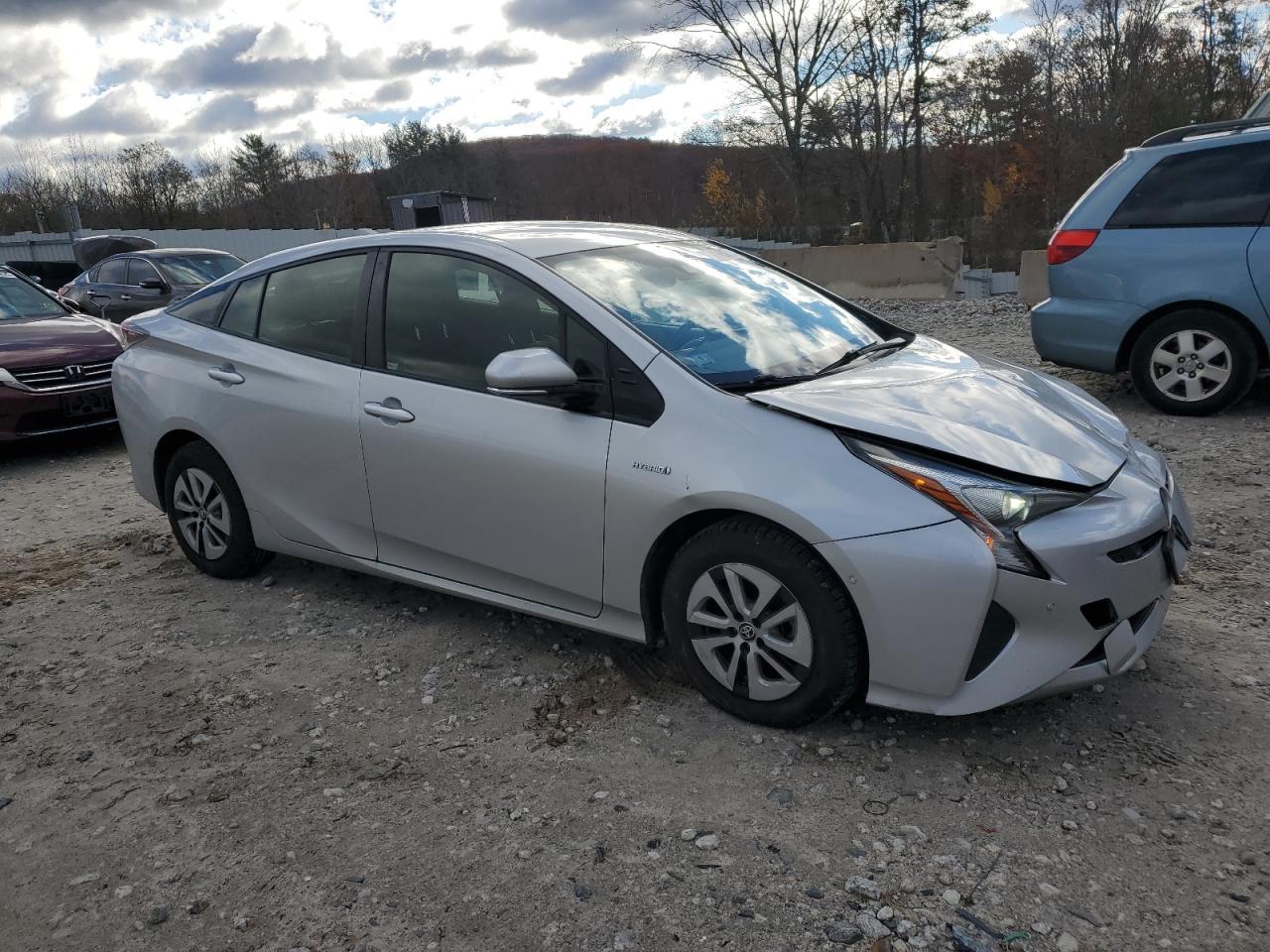 2018 TOYOTA PRIUS