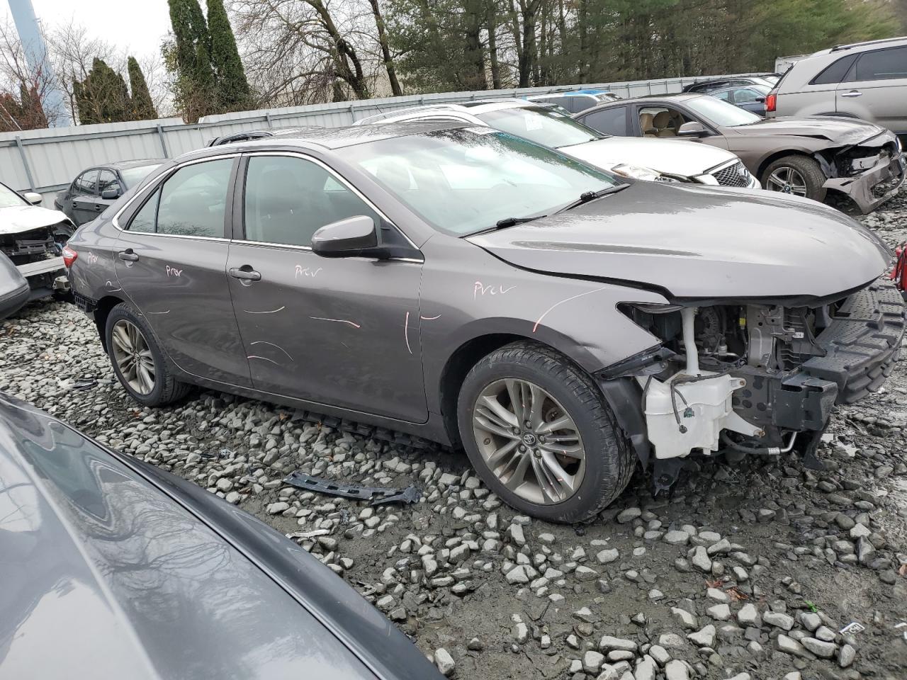 2016 TOYOTA CAMRY