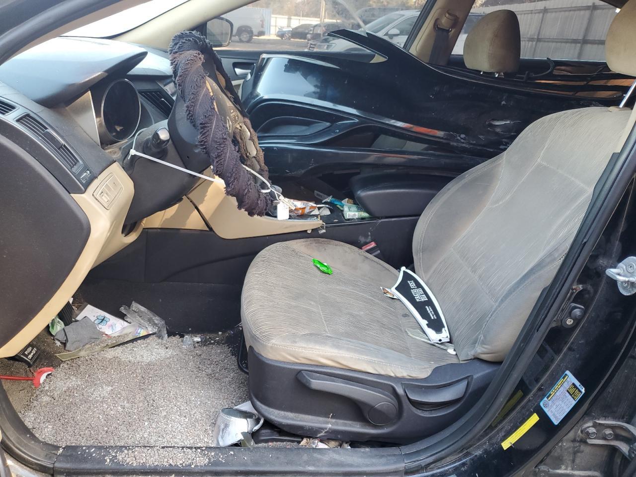 2011 HYUNDAI SONATA