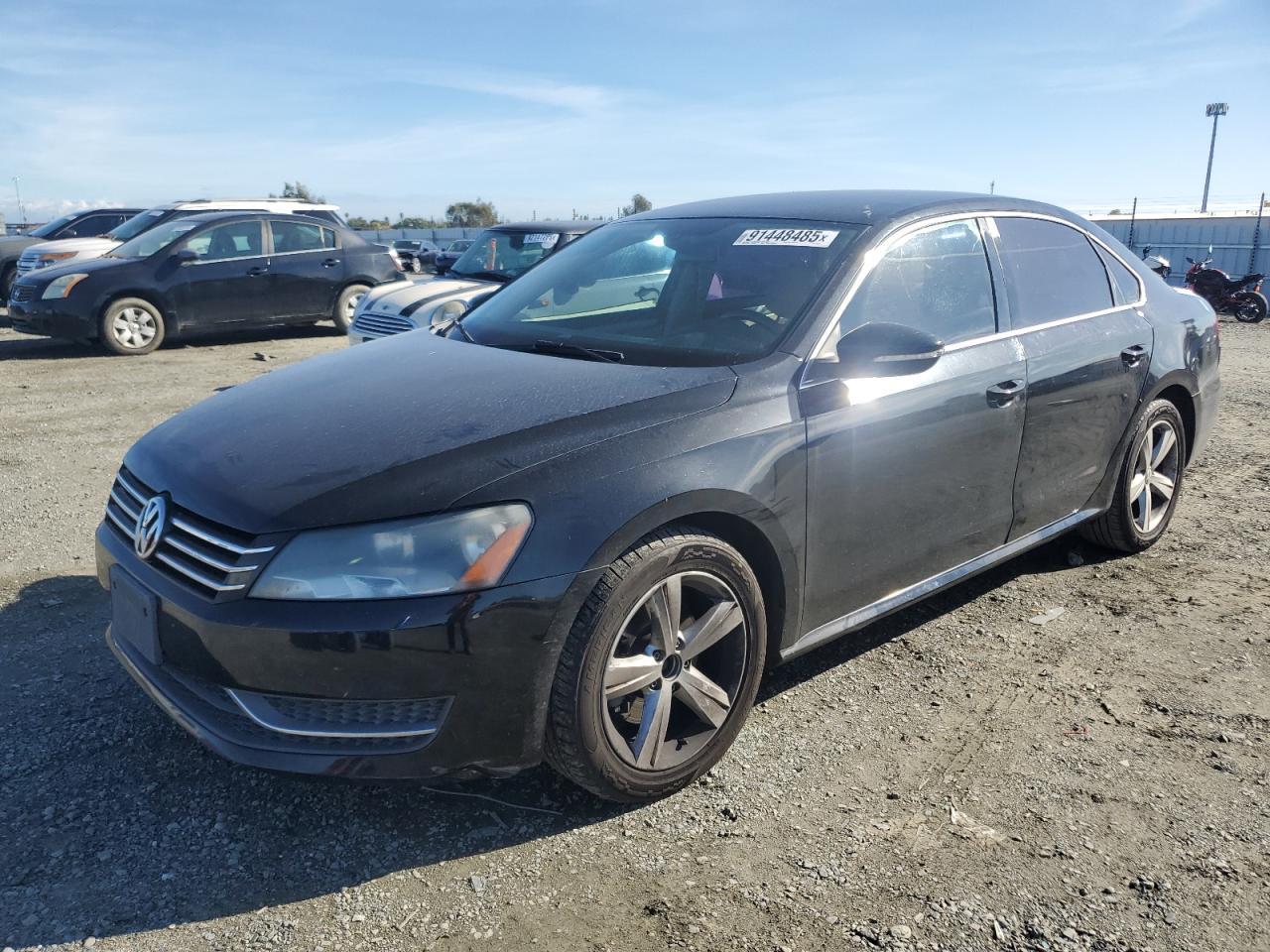 2012 VOLKSWAGEN Passat