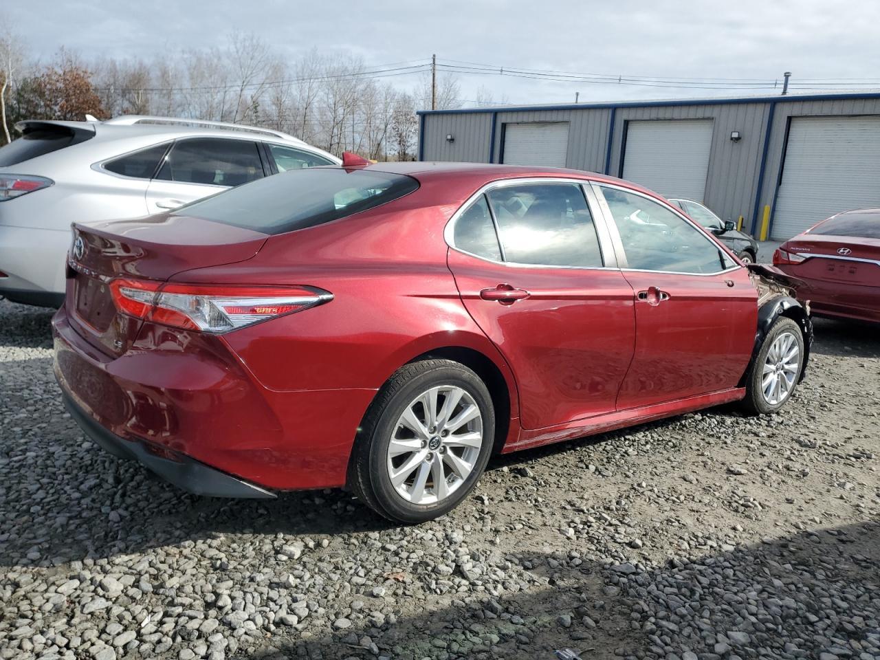 2019 TOYOTA CAMRY