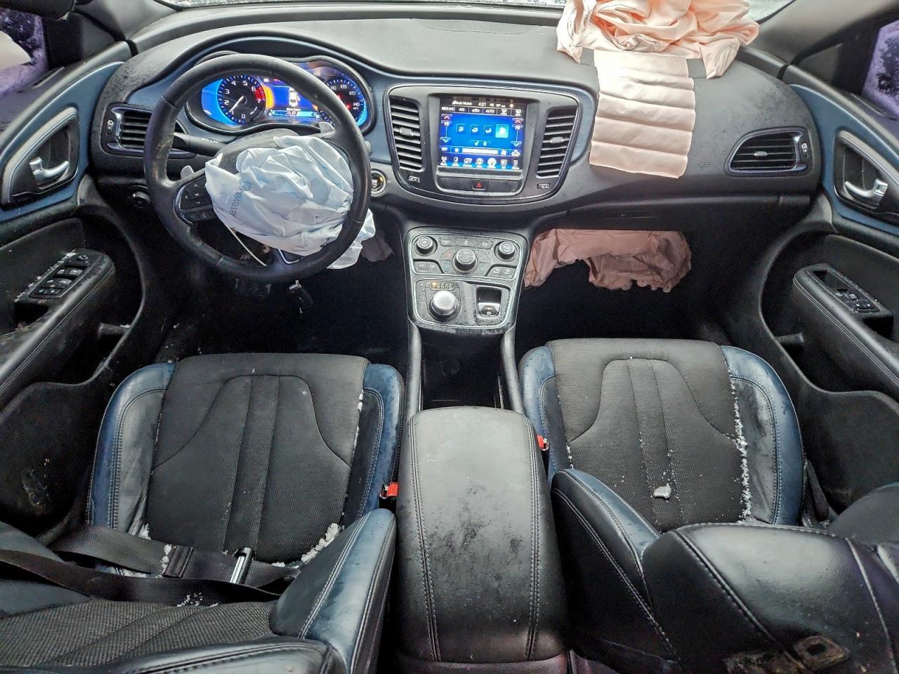 2015 CHRYSLER 200