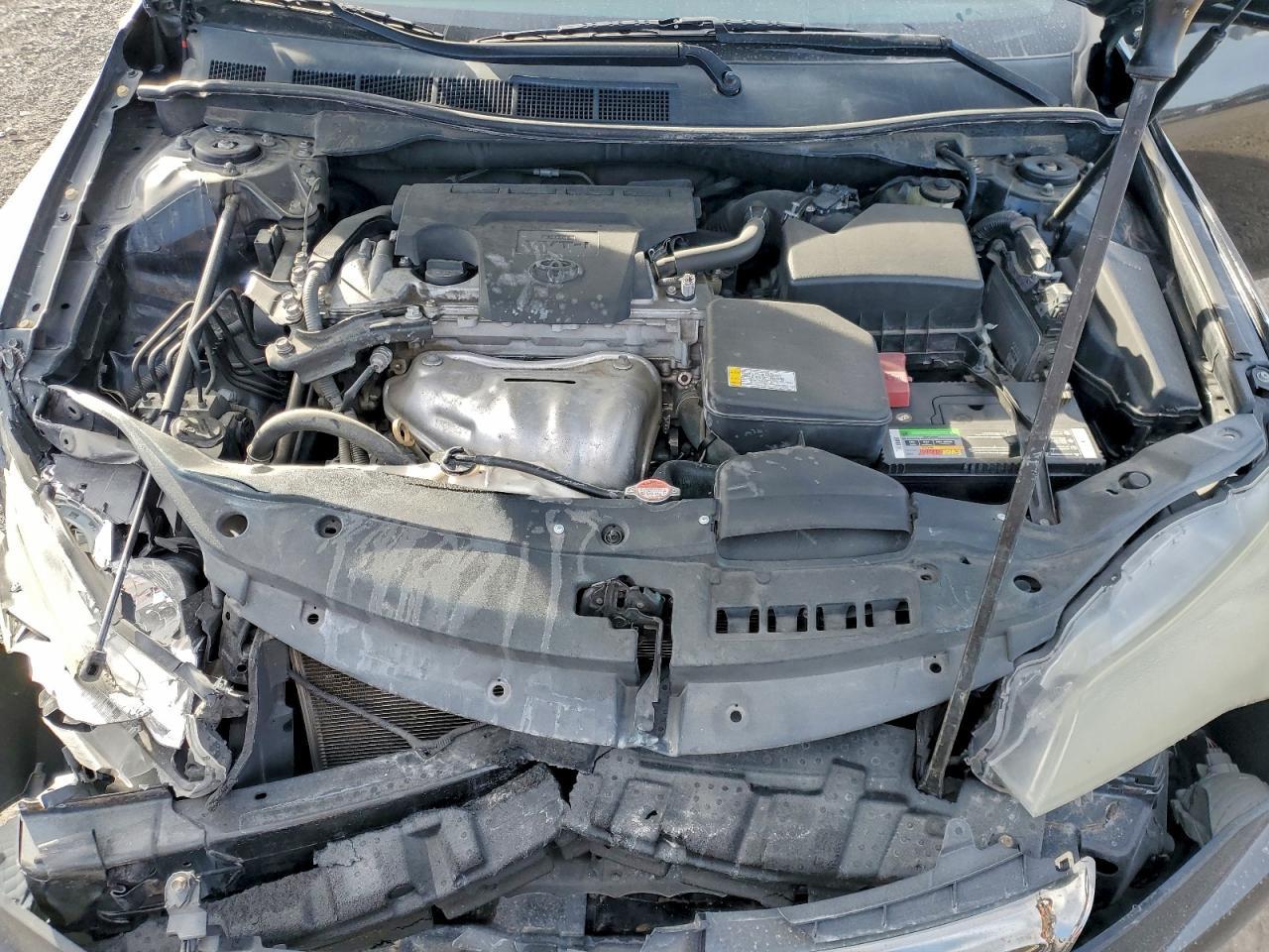 2016 TOYOTA CAMRY