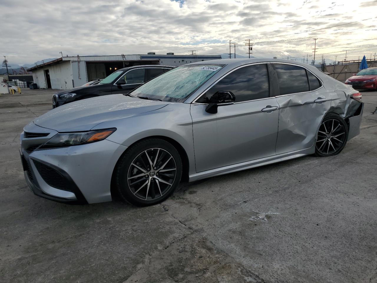 2023 TOYOTA CAMRY
