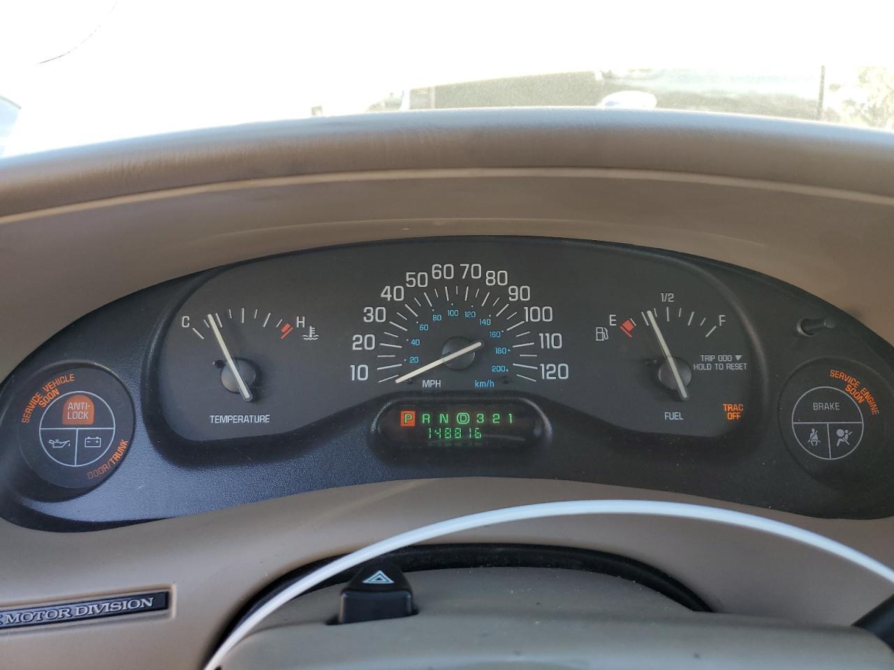 2002 BUICK Century