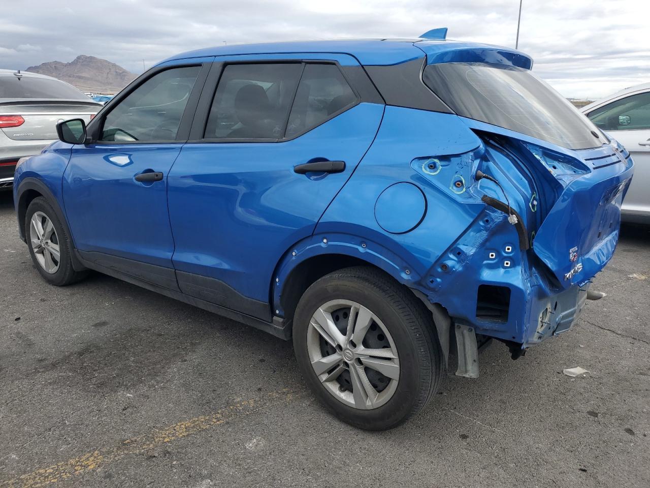 2024 NISSAN KICKS