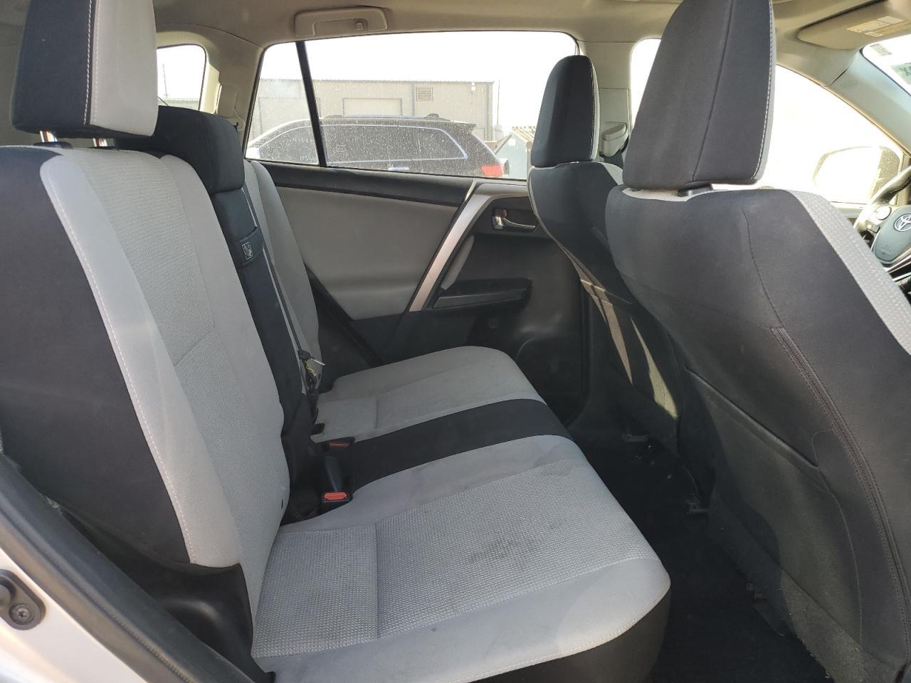 2016 TOYOTA RAV4