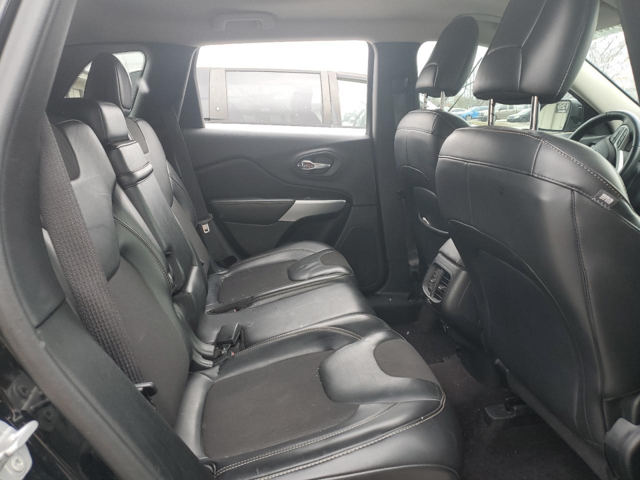 2018 JEEP CHEROKEE
