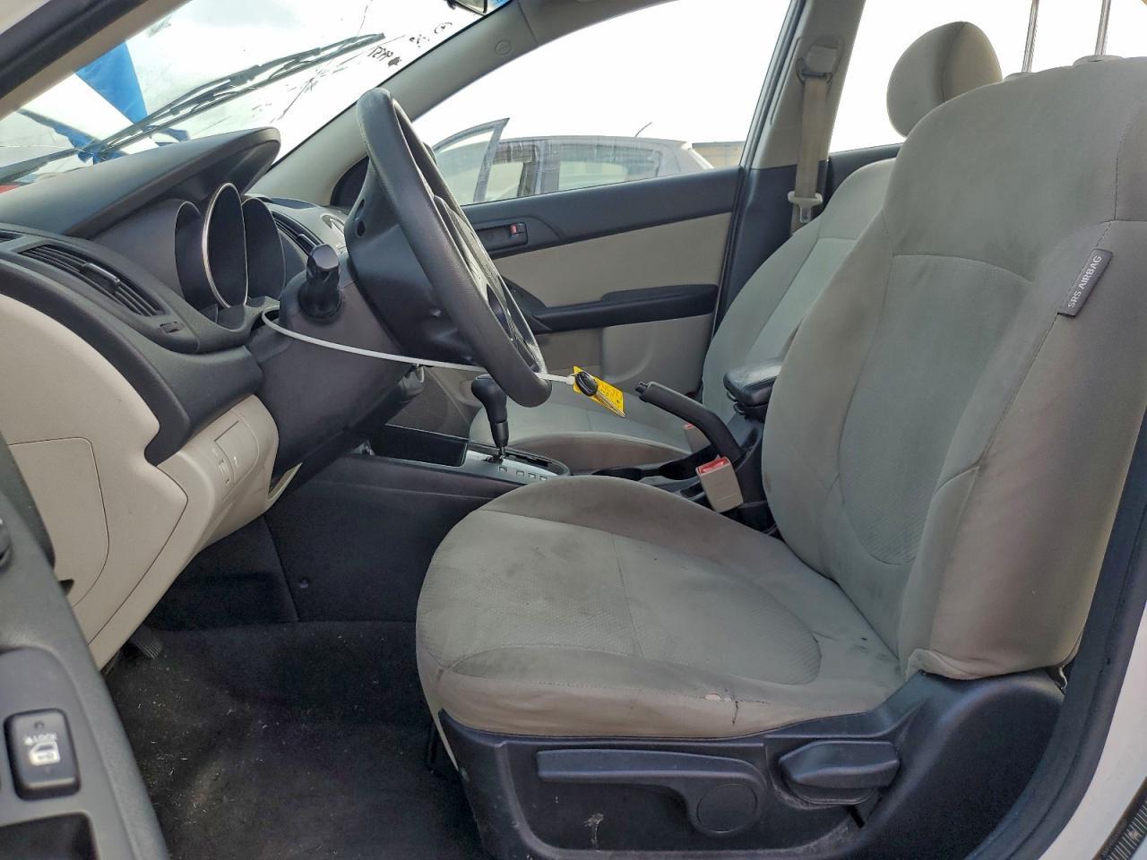 2010 KIA FORTE