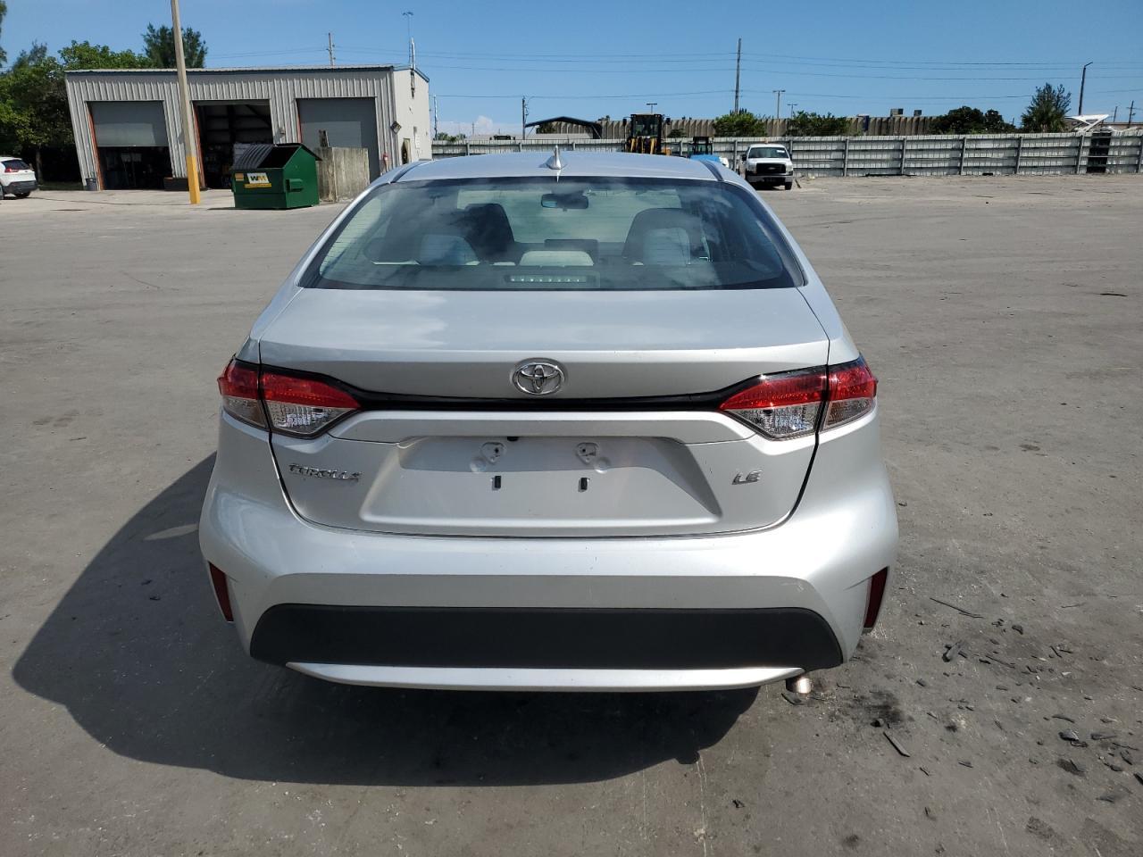 2022 TOYOTA COROLLA