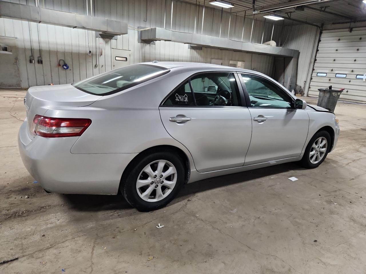 2010 TOYOTA CAMRY