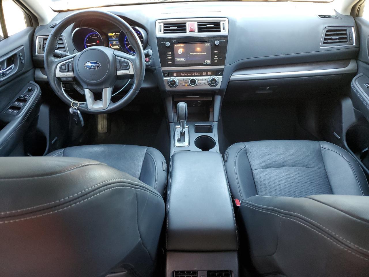 2017 SUBARU Legacy