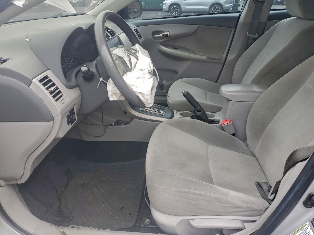 2010 TOYOTA COROLLA