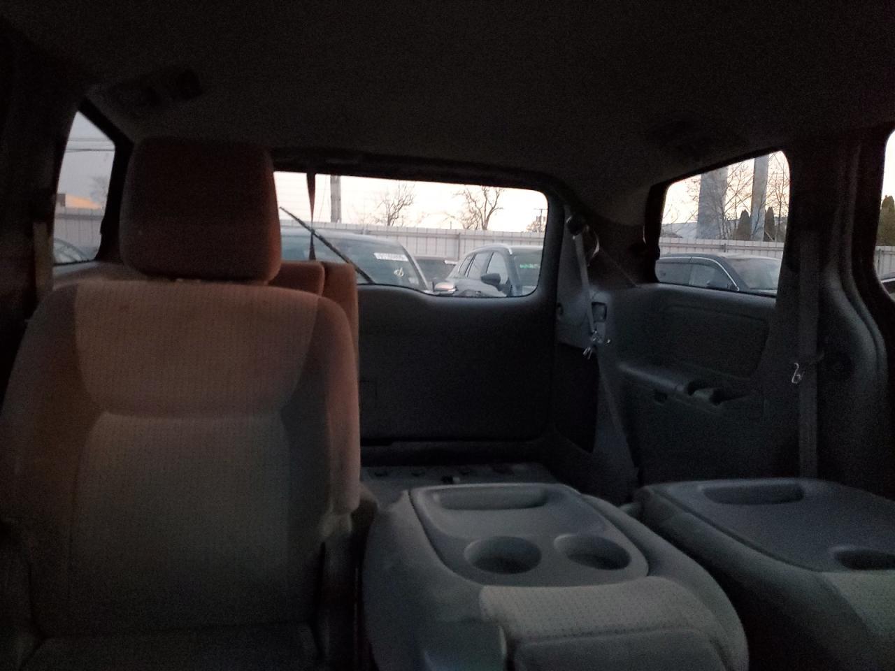 2009 TOYOTA SIENNA