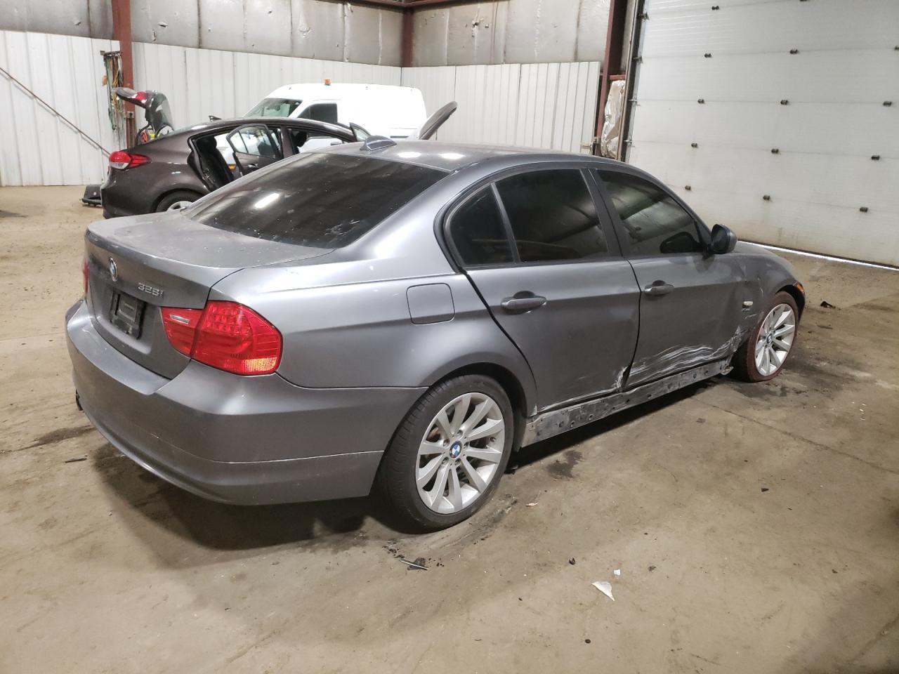 2011 BMW 3 SERIES