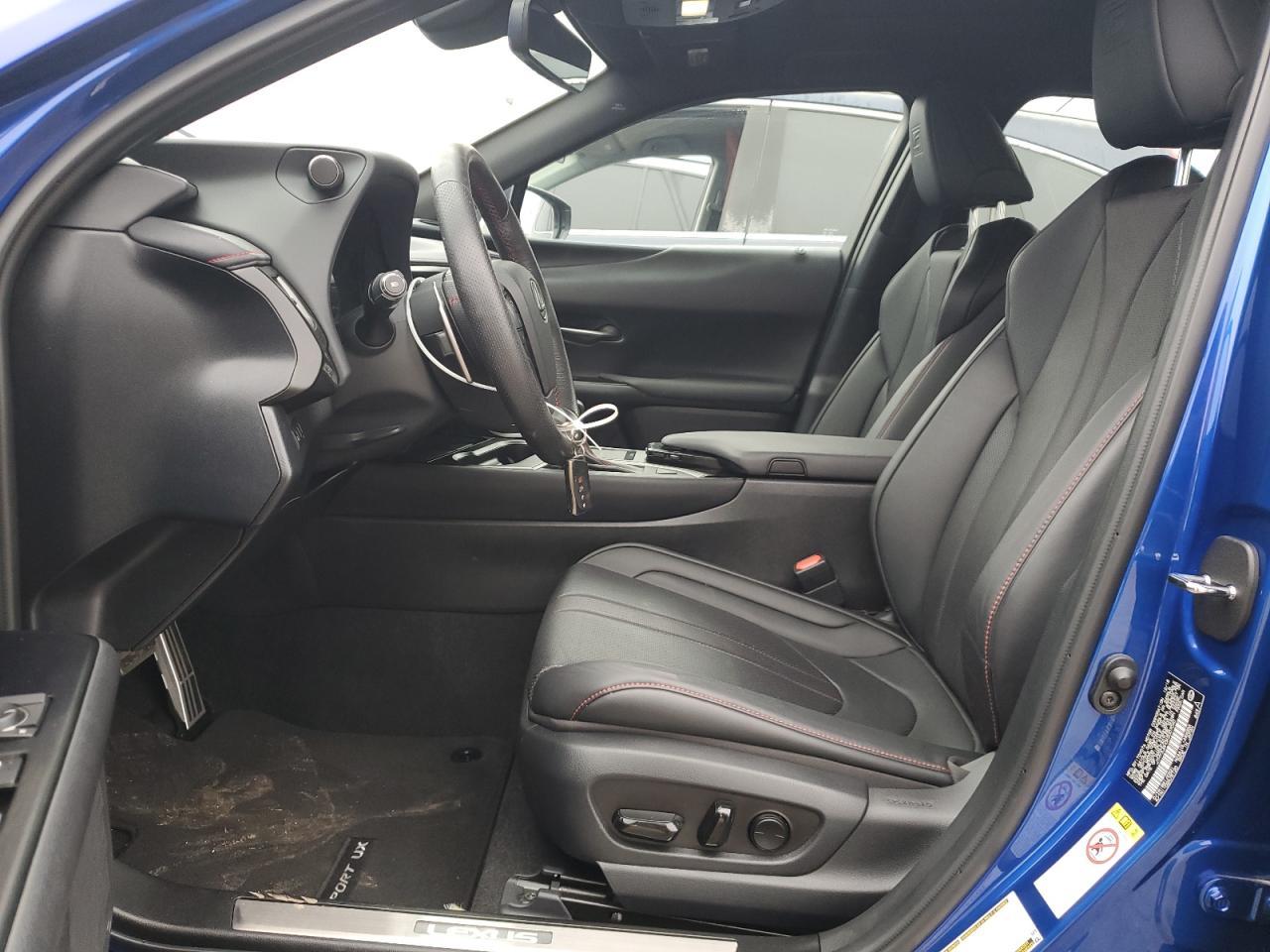 2019 LEXUS UX 200
