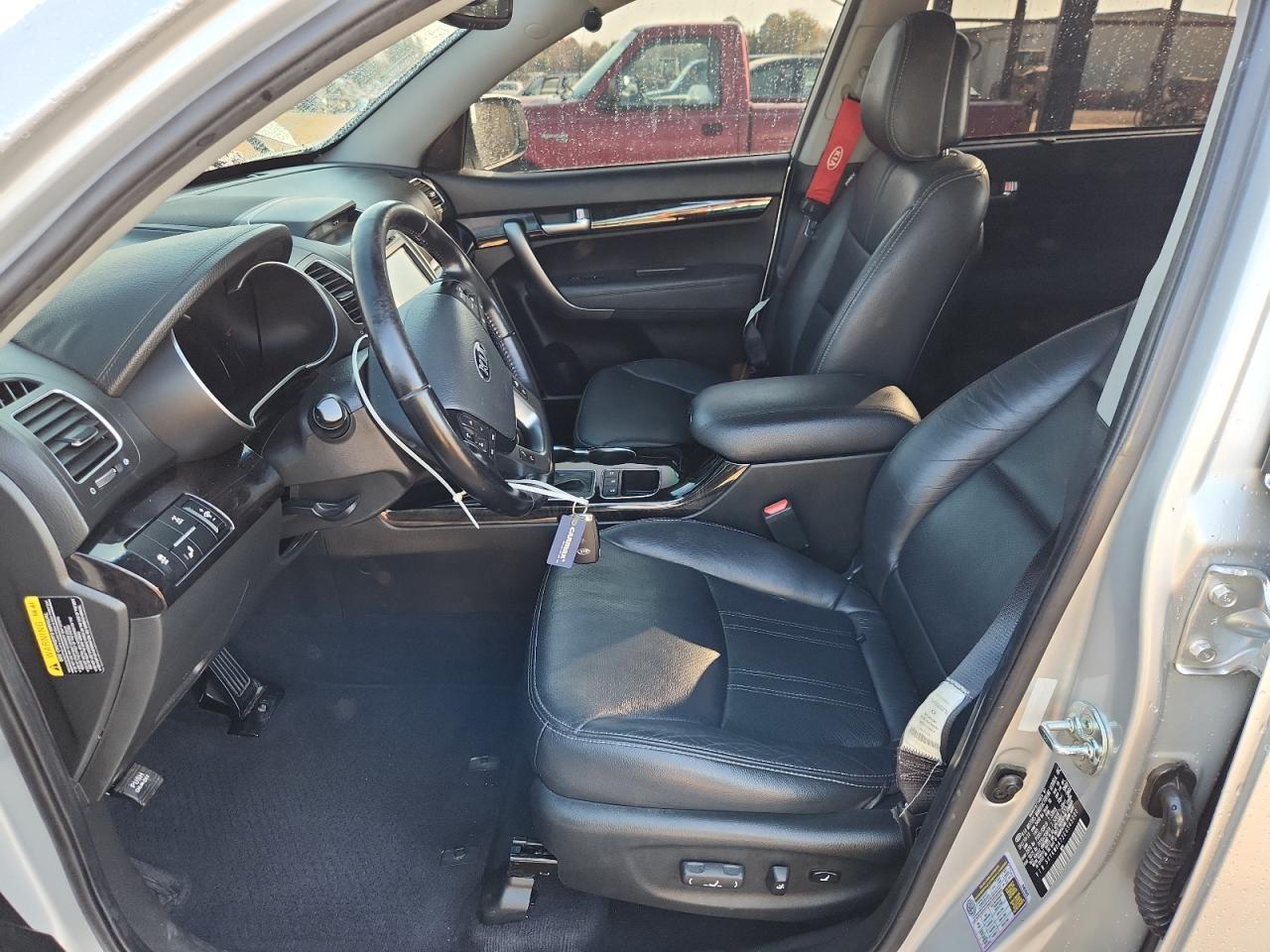 2014 KIA SORENTO