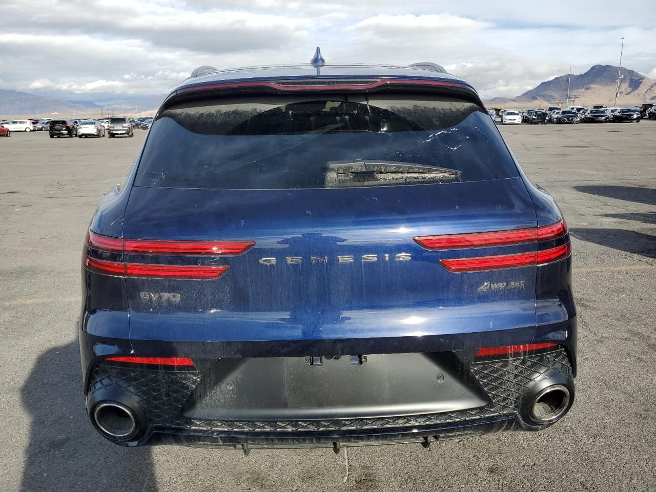 2024 GENESIS GV70