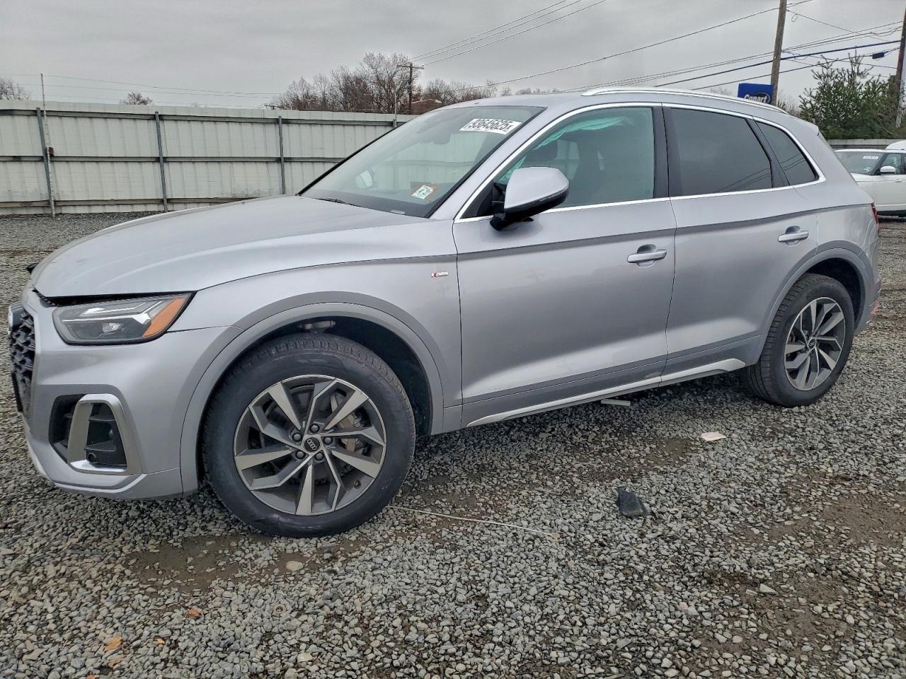 2022 AUDI Q5