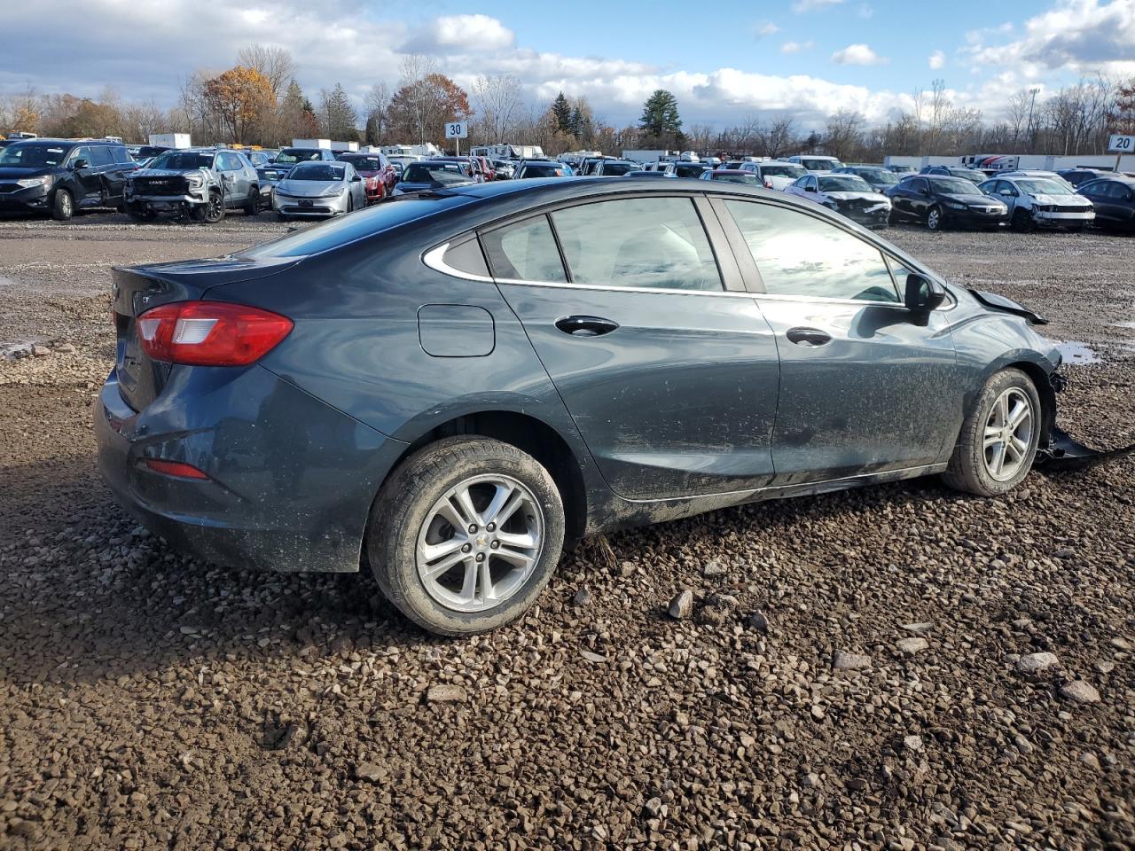 2017 CHEVROLET CRUZE